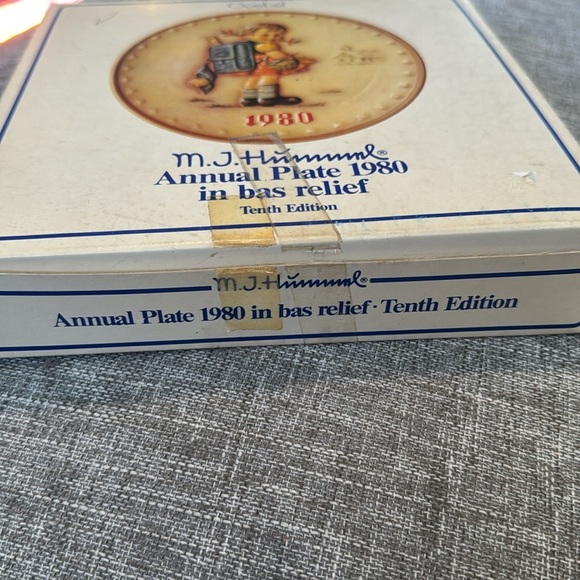 Vintage Annual M.J. Hummel Plate 1980 Goebel - Picture 6 of 8